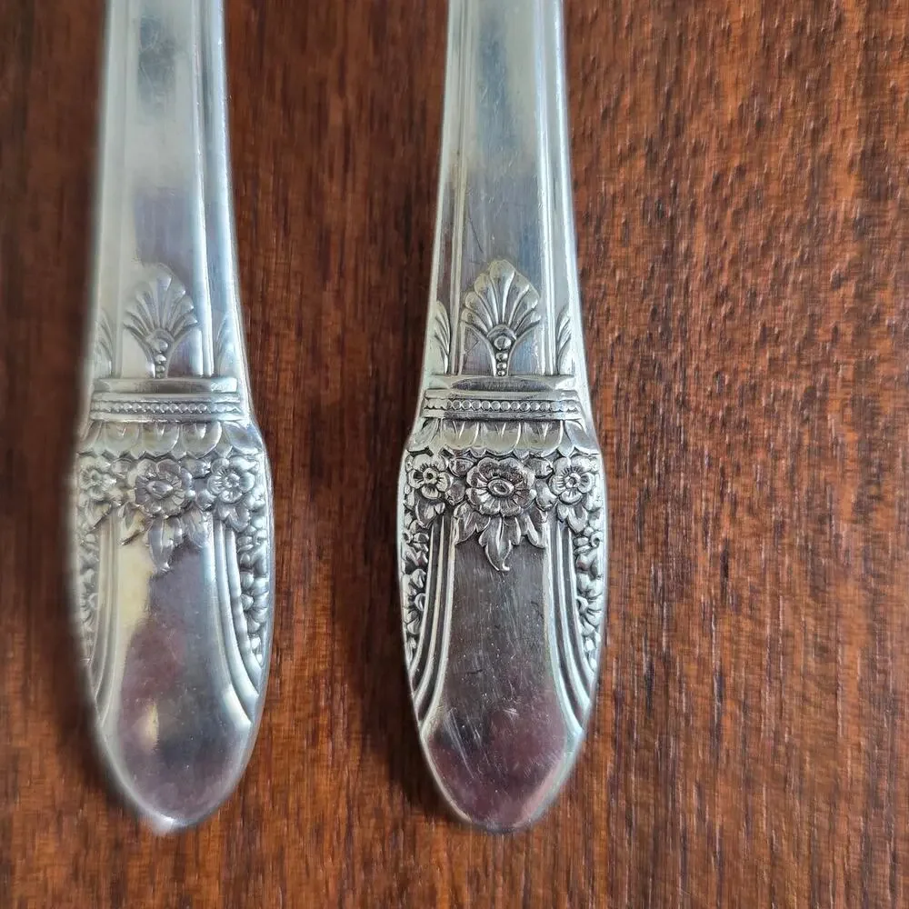 Vintage 1847 Rogers Bros FIRST LOVE 4 Dinner Forks Silverplate Art Deco Cottage